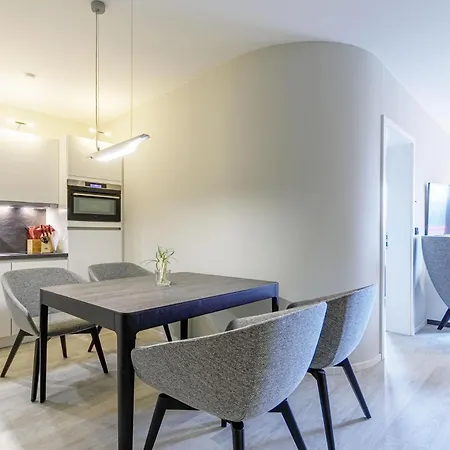 Boddenglueck Mit 2 Schlafzimmer Und Ostbalkon شقة