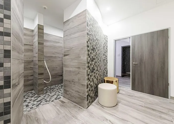 Boddenglueck Mit 2 Schlafzimmer Und Ostbalkon *